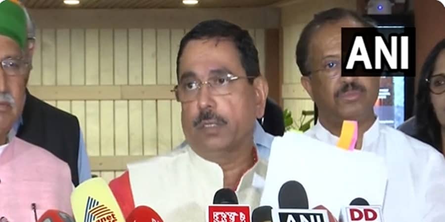 ಹೊಸ ಸಂಸತ್ ಭವನದಲ್ಲಿ ಮಂಗಳವಾರ ಅಧಿವೇಶನ ಆರಂಭ: ಪ್ರಹ್ಲಾದ್ ಜೋಷಿ