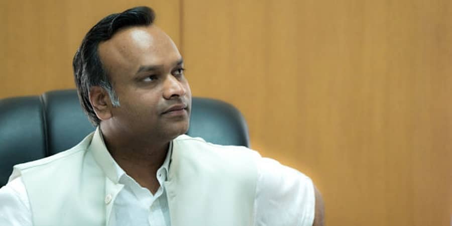 45 ಅಲ್ಲ, ನಾಲ್ಕು ಜನ ಶಾಸಕರನ್ನು ಕರೆದುಕೊಂಡು ಹೋಗಿ: ಆಪರೇಷನ್ ಕಮಲಕ್ಕೆ ಎಲ್ಲಿಂದ ಹಣ ಬರುತ್ತಿದೆ? ಸಂತೋಷ್ ಗೆ ಖರ್ಗೆ ಪ್ರಶ್ನೆ