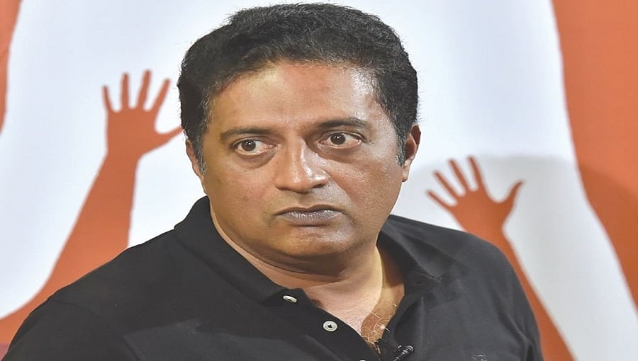 ನಟ ಪ್ರಕಾಶ್​ ರಾಜ್‌ಗೆ ಜೀವ ಬೆದರಿಕೆ: ಕನ್ನಡದ ವಿಕ್ರಮ ಟಿವಿ ವಿರುದ್ಧ ಎಫ್ ಐ ಆರ್