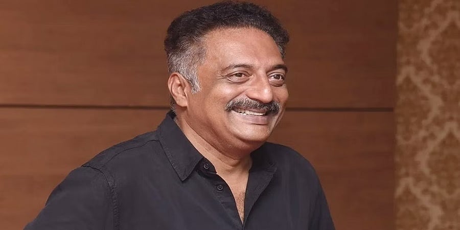 'ತನಾತನಿ ಸಂಸತ್ತು' ಫೋಟೋದೊಂದಿಗೆ ಮತ್ತೆ ಪ್ರಕಾಶ್ ರಾಜ್ ಟ್ವೀಟ್!
