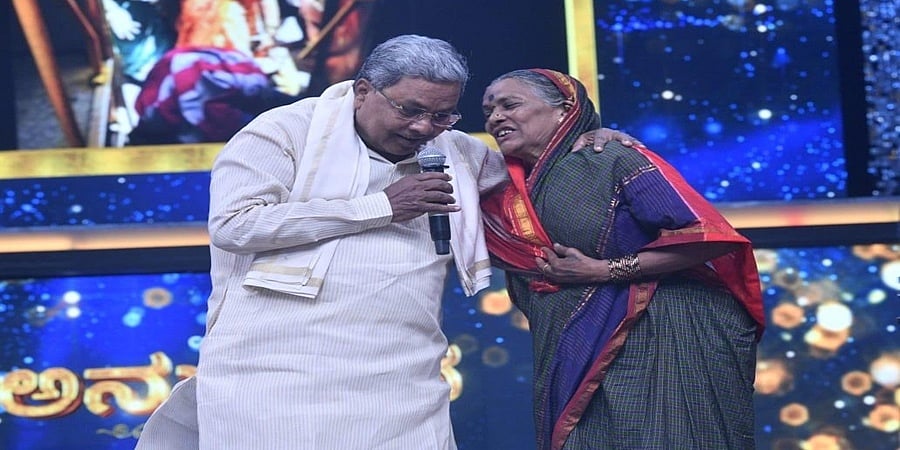 'ಸಂಗೊಳ್ಳಿ ಸಂಗವ್ವ' ಭೇಟಿಯಾದ ಸಿಎಂ ಸಿದ್ದರಾಮಯ್ಯ! ಅಷ್ಟಕ್ಕೂ ಈಕೆ ಯಾರು?