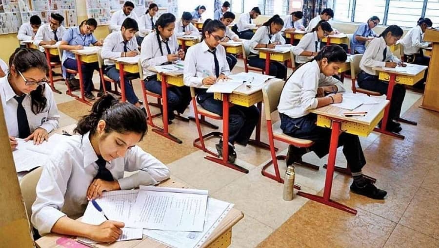 ವಿದ್ಯಾರ್ಥಿಗಳಿಗೆ ಸಿಹಿ ಸುದ್ದಿ: SSLC, ದ್ವಿತೀಯ ಪಿಯುಸಿಗೆ ಇನ್ನುಂದೆ ಮೂರು ಬಾರಿ ವಾರ್ಷಿಕ ಪರೀಕ್ಷೆ!