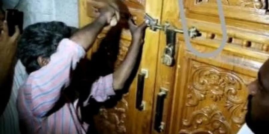 ಚಿಕ್ಕಮಗಳೂರು: ಗೇರುಮರಡಿಯಲ್ಲಿ ದೇವಾಲಯ ಪ್ರವೇಶಿಸಿ ದಲಿತರಿಂದ ಪೂಜೆ ಸಲ್ಲಿಕೆ!