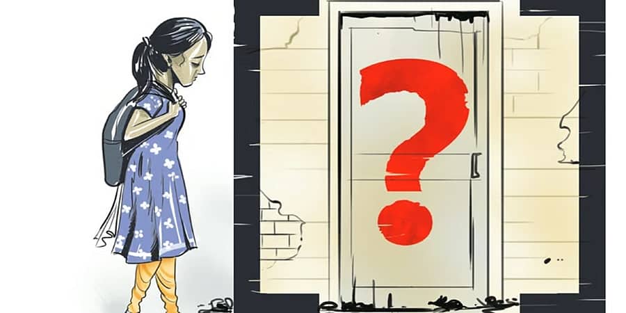 ಕಲಬುರಗಿ: ಟಾಯ್ಲೆಟ್ ಕ್ಲೀನಿಂಗ್ ಆಯ್ತು, ಮನೆಗೆಲಸಕ್ಕೂ ವಿದ್ಯಾರ್ಥಿಗಳ ಬಳಕೆ ಆರೋಪ; ಪೋಷಕರಿಂದ ದೂರು ದಾಖಲು