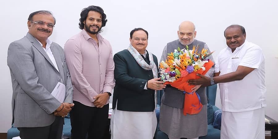 ಅಮಿತ್ ಶಾ, ನಡ್ಡಾ ಜೊತೆಗೆ ಕುಮಾರಸ್ವಾಮಿ ಮಹತ್ವದ ಸಭೆ; ಜೆಡಿಎಸ್- ಬಿಜೆಪಿ ನಡುವೆ ಸೀಟು ಹಂಚಿಕೆ ಕುರಿತು ಚರ್ಚೆ