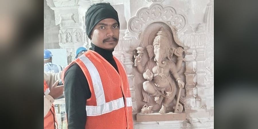ಅಯೋಧ್ಯೆ ರಾಮಮಂದಿರಕ್ಕೆ ಮತ್ತೊಬ್ಬ ಕನ್ನಡಿಗನ ಅಳಿಲು ಸೇವೆ: ಕೆಕ್ಕಾರ ಹುಡುಗ ಕೆತ್ತಿದ ಗಣೇಶನ ಶಿಲ್ಪಕ್ಕೆ ದೇವಾಲಯದಲ್ಲಿ ಸ್ಥಾನ!