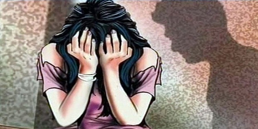ವಿಜಯಪುರ: ಪೊಲೀಸ್ ಅಧಿಕಾರಿ ವಿರುದ್ಧ ಲೈಂಗಿಕ ದೌರ್ಜನ್ಯ; ಮಹಿಳೆಯಿಂದ ದೂರು ದಾಖಲು
