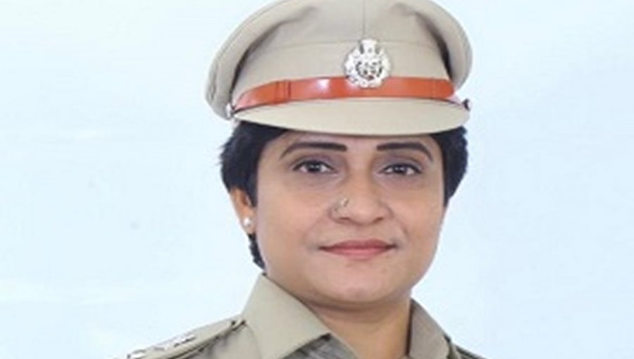 ಬೆಂಗಳೂರು: ಮಹಿಳಾ ಐಪಿಎಸ್ ಅಧಿಕಾರಿಗೆ ಸಾರ್ವಜನಿಕವಾಗಿ ನಿಂದನೆ, ಬೆದರಿಕೆ ಹಾಕಿದ ಬೈಕ್ ಸವಾರ!