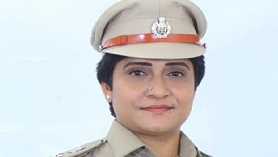 ಬೆಂಗಳೂರು: ಮಹಿಳಾ ಐಪಿಎಸ್ ಅಧಿಕಾರಿಗೆ ಸಾರ್ವಜನಿಕವಾಗಿ ನಿಂದನೆ, ಬೆದರಿಕೆ ಹಾಕಿದ ಬೈಕ್ ಸವಾರ!