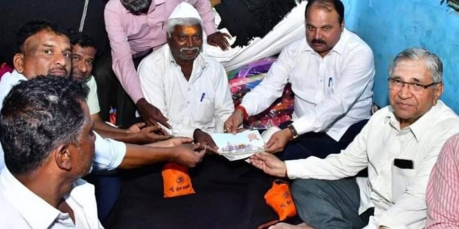 ಧಾರವಾಡ: ಅಯೋಧ್ಯೆಯ ಪ್ರಭು ಶ್ರೀರಾಮಚಂದ್ರನಿಗೆ ಅರ್ಪಣೆಯಾಗಲಿವೆ ವಿಶೇಷ ಕಂಬಳಿಗಳು!