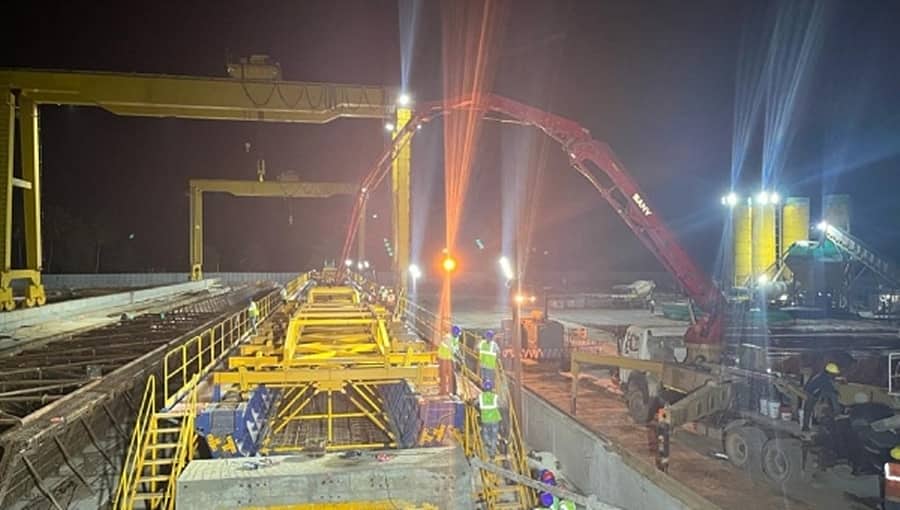 ಬೆಂಗಳೂರು ಸಬರ್ಬನ್ ರೈಲು ಯೋಜನೆಗೆ 31 ಮೀ. ಉದ್ದದ ಯು-ಗರ್ಡರ್ ಸಿದ್ಧ!