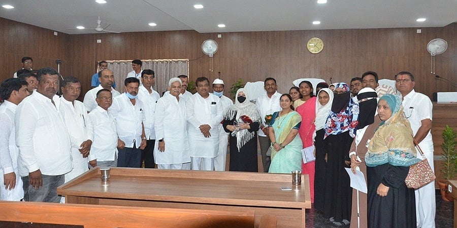 ವಿಜಯಪುರ: ಬಿಜೆಪಿ ಬಹುಮತ ಹೊಂದಿದ್ದರೂ ಕಾಂಗ್ರೆಸ್ ತೆಕ್ಕೆಗೆ ಮಹಾನಗರ ಪಾಲಿಕೆ!