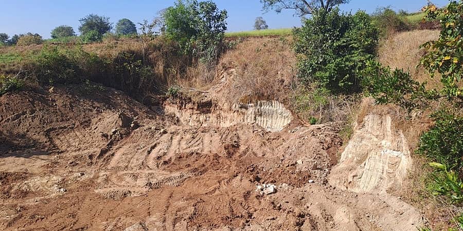 ಮಡಿಕೇರಿ: ಅಕ್ರಮ ಸುಣ್ಣದ ಕಲ್ಲುಗಣಿಗಾರಿಕೆ ತಡೆದ ನಿವಾಸಿಗಳು