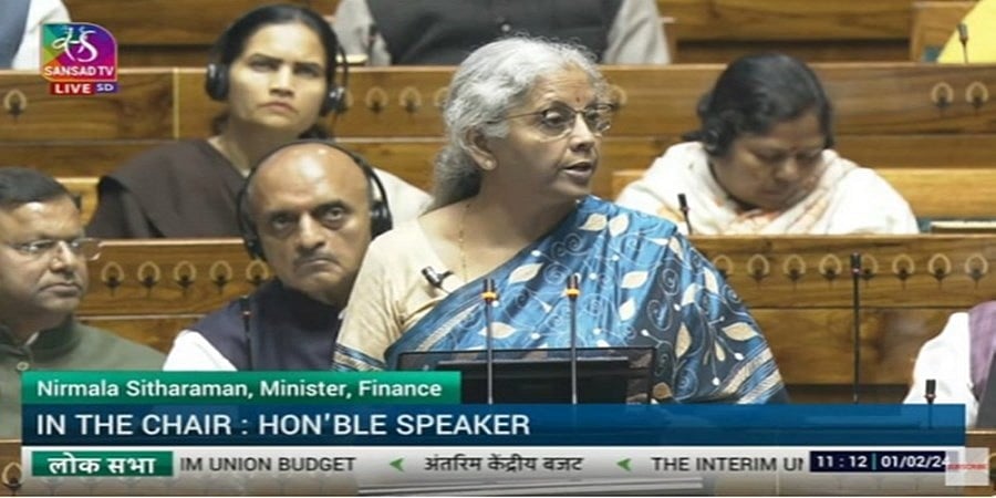 ನಾವು ಜನಪರ ಕೆಲಸ ಮಾಡಿದ್ದೇವೆ, ಮೂರನೇ ಬಾರಿ ಅಧಿಕಾರಕ್ಕೆ ಬರಲು ನಮ್ಮನ್ನು ಆಶೀರ್ವದಿಸಿ: ನಿರ್ಮಲಾ ಸೀತಾರಾಮನ್ ಮನವಿ