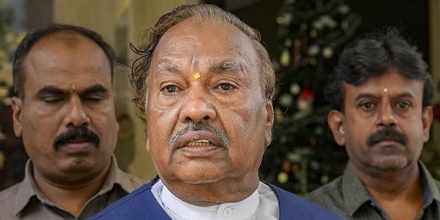 ತಾಕತ್ತಿದ್ದರೆ ಜಾತಿ ಗಣತಿ ವರದಿ ಮಂಡಿಸಲಿ: ಸಿಎಂ ಸಿದ್ದರಾಮಯ್ಯಗೆ ಈಶ್ವರಪ್ಪ ಸವಾಲು