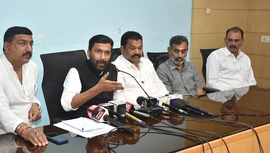 ಲೋಕಸಭಾ ಚುನಾವಣೆ: ಫೆಬ್ರವರಿ ಅಂತ್ಯದ ವೇಳೆಗೆ ಕಾಂಗ್ರೆಸ್ ಅಭ್ಯರ್ಥಿಗಳ ಮೊದಲ ಪಟ್ಟಿ ಬಿಡುಗಡೆ- ಸಲೀಂ ಅಹಮ್ಮದ್