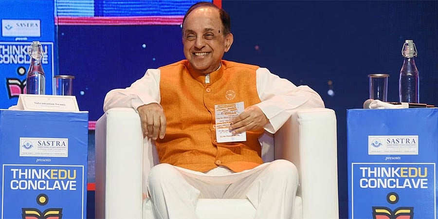 'ಭಾರತದ ನಾವಿಕರ ಬಿಡುಗಡೆಗೆ ಮೋದಿ ಅಲ್ಲ.. ಶಾರುಖ್ ಕಾರಣ': ಮತ್ತೆ ಪ್ರಧಾನಿ ಕಾಲೆಳೆದ ಸುಬ್ರಮಣಿಯನ್ ಸ್ವಾಮಿ!