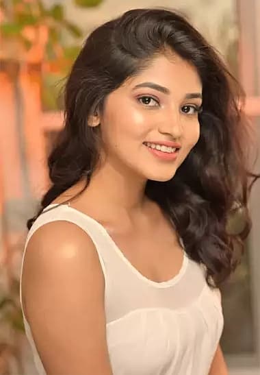 <strong>ನಟಿ ರಚನಾ ಇಂದರ್</strong>