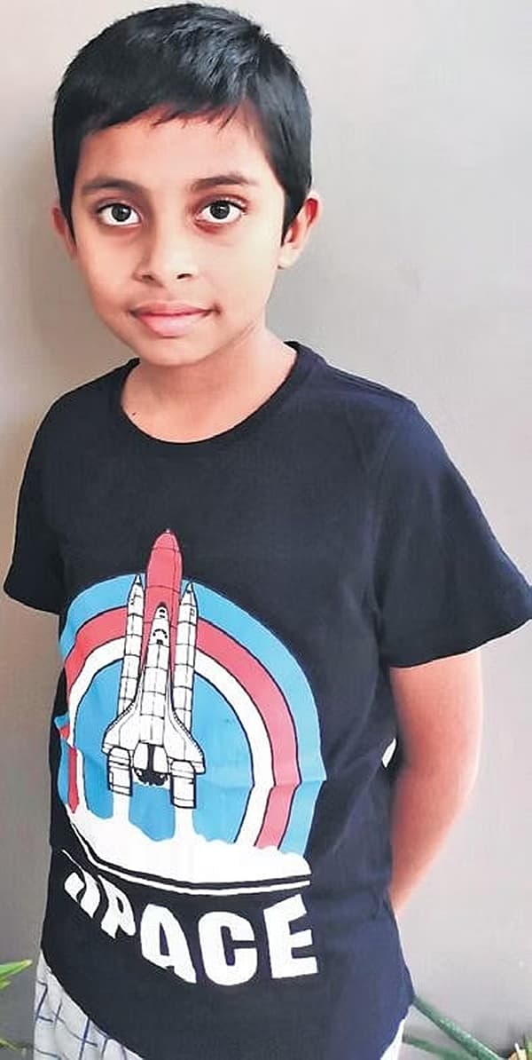 <strong>ಸಮರ್ಥ ಮಂಚಾಲಿ</strong>