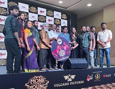 <strong>ಕಣ್ಣುಗಳೇ ಸೋತು ಎಂಬ ಮೊದಲ ಲಿರಿಕ್ ವೀಡಿಯೊ ಬಿಡುಗಡೆ</strong>