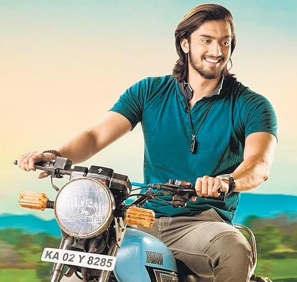 <strong>ನಿರಂಜನ್‌ ಸುಧೀಂದ್ರ</strong>