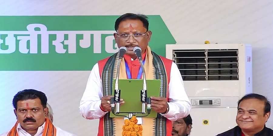 <strong>ಮುಖ್ಯಮಂತ್ರಿಯಾಗಿ ಪ್ರಮಾಣವಚನ ಸ್ವೀಕರಿಸಿದ ವಿಷ್ಣು ದೇವ್ ಸಾಯಿ</strong>