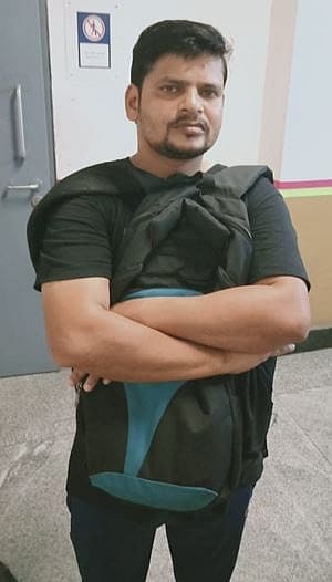 <strong>ಲೋಕೇಶ್ ಆಚಾರ್</strong>