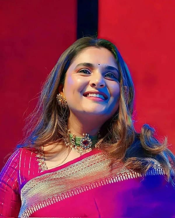 <strong>ನಟಿ, ಮಾಜಿ ಸಂಸದೆ ರಮ್ಯಾ ಅಲಿಯಾಸ್ ದಿವ್ಯ ಸ್ಪಂದನ </strong>